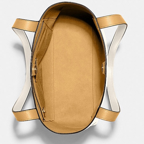 COACH Tote With Horse And Carriage Gold Chalk Vanilla Cream - Picture 2 of 8